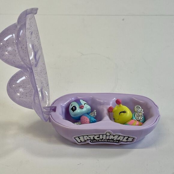 Hatchimals CollEGGtibles 2 Pack Blue Nest W/ Lunar Snailtail & Royal Penguala - Picture 3 of 9